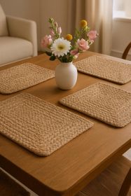 19" Set of Four Natural Jute Placemats (Color: Natural)